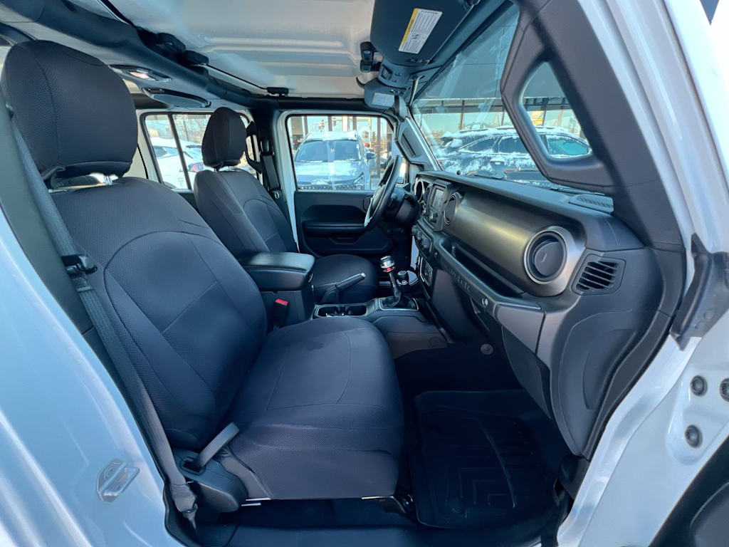 Thumbnail: 2018 Jeep Wrangler - 28