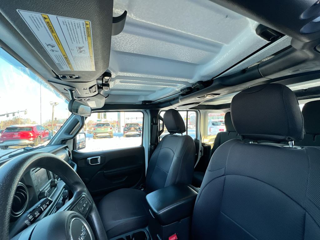 Thumbnail: 2018 Jeep Wrangler - 24