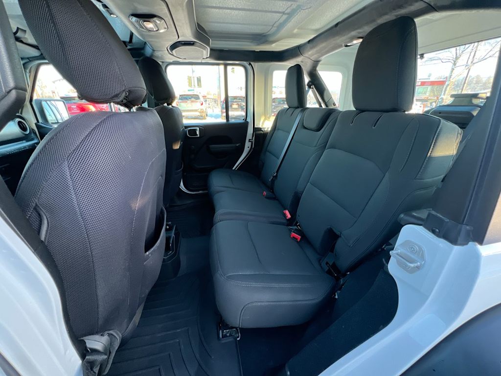 Thumbnail: 2018 Jeep Wrangler - 10