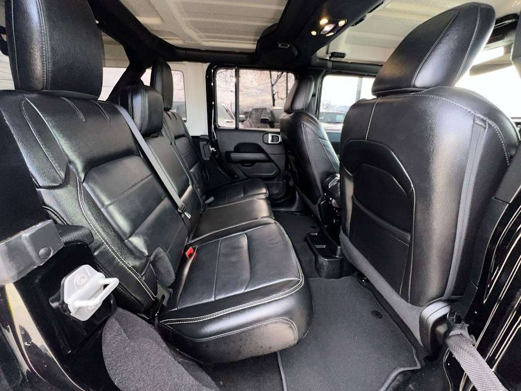 Thumbnail: 2020 Jeep Wrangler - 25
