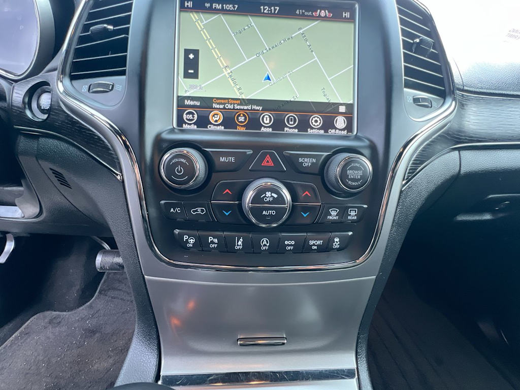 Thumbnail: 2018 Jeep Grand Cherokee - 24