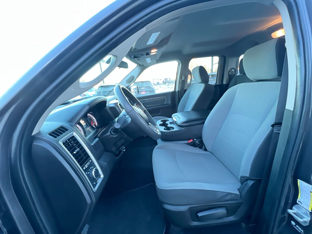 Thumbnail: 2024 RAM 1500 - 9