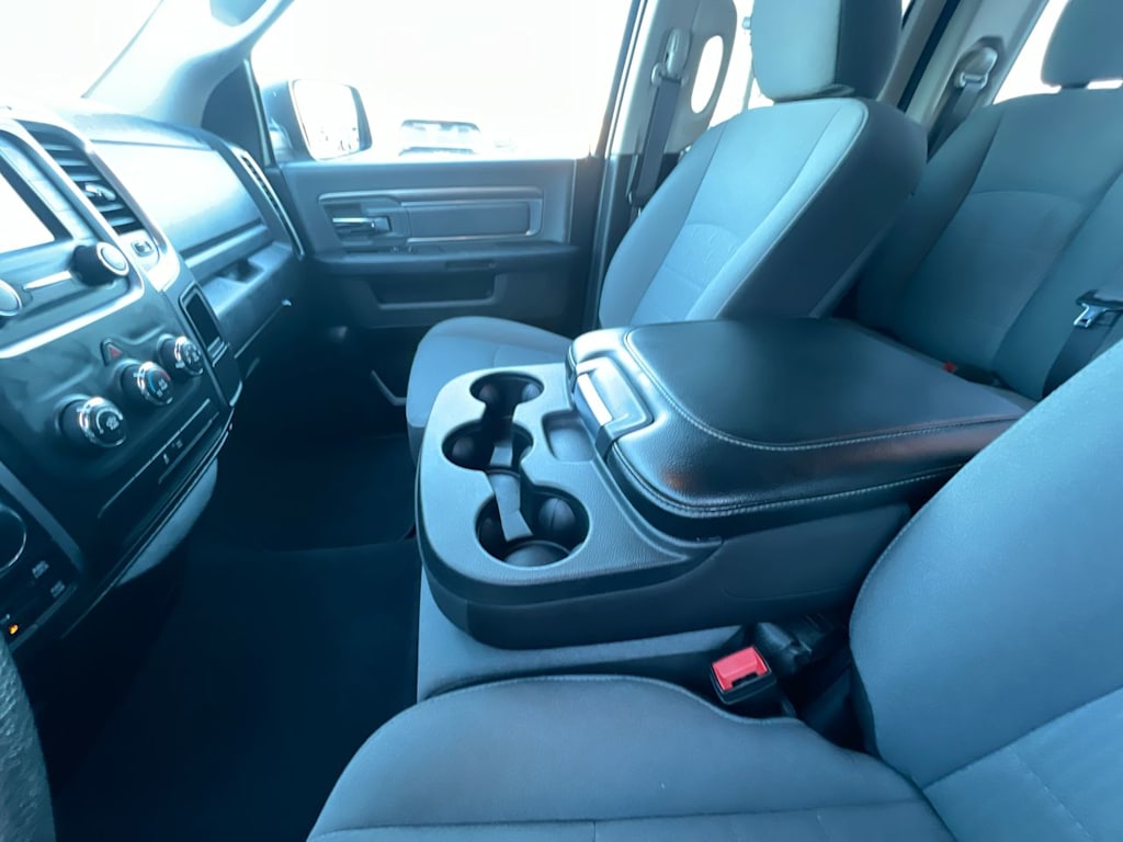 Thumbnail: 2024 RAM 1500 - 10