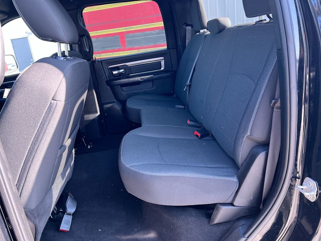 Thumbnail: 2024 RAM 1500 - 25