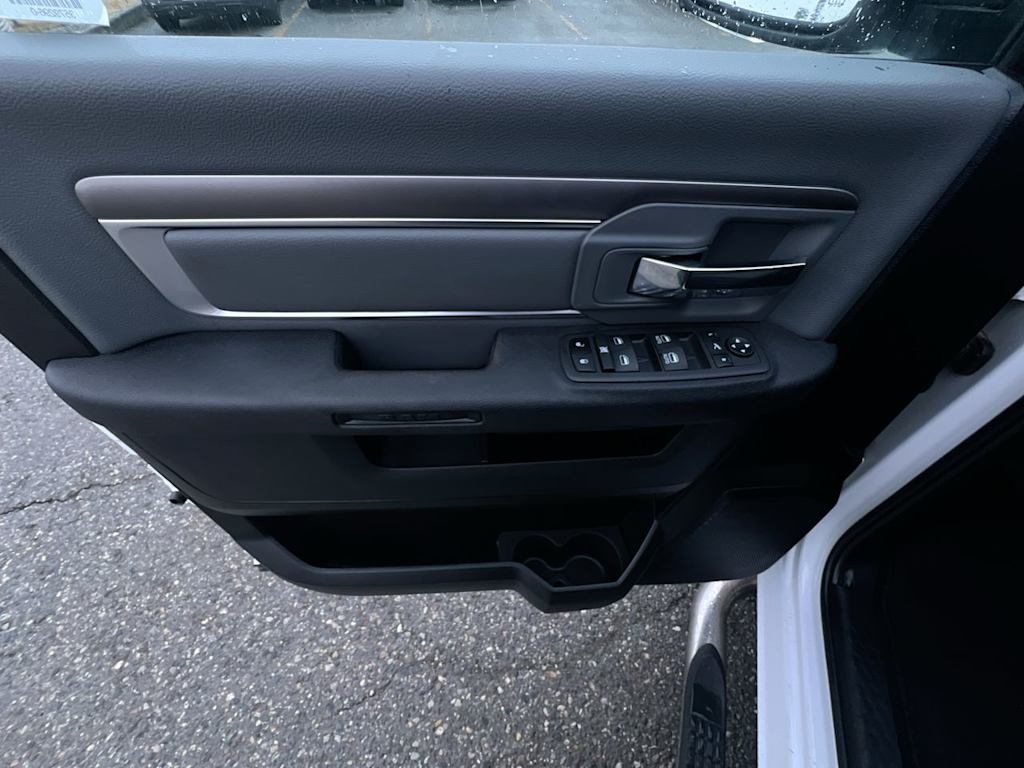2022 RAM 1500 SLT 19
