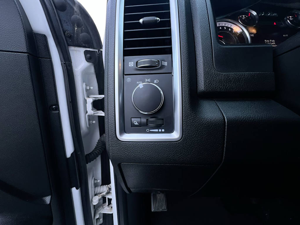 2022 RAM 1500 SLT 21