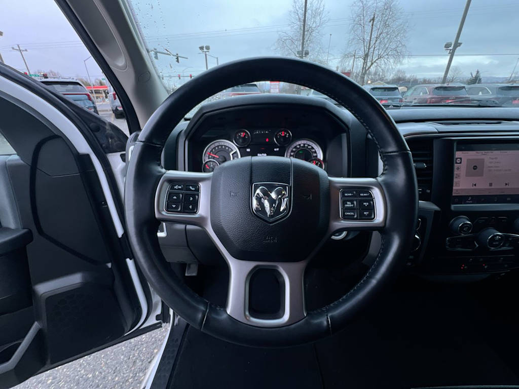 2022 RAM 1500 SLT 2