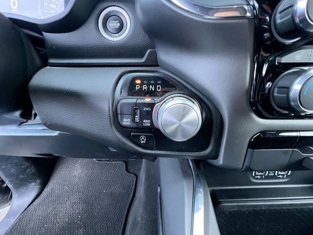 Thumbnail: 2024 RAM 1500 - 24