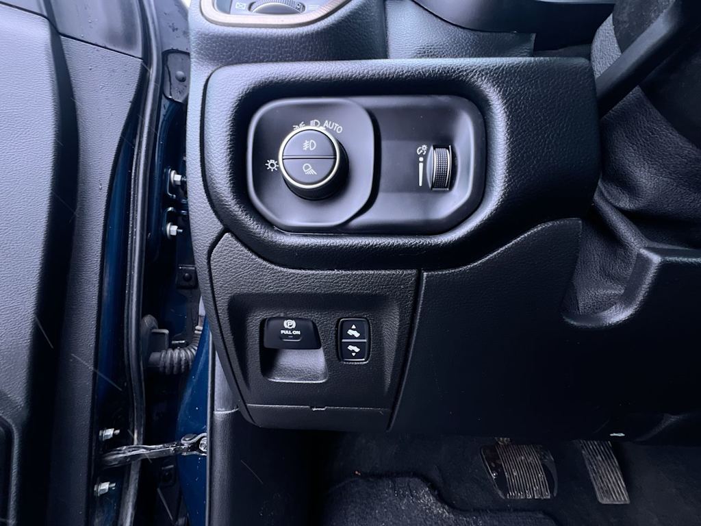 Thumbnail: 2022 RAM 1500 - 21