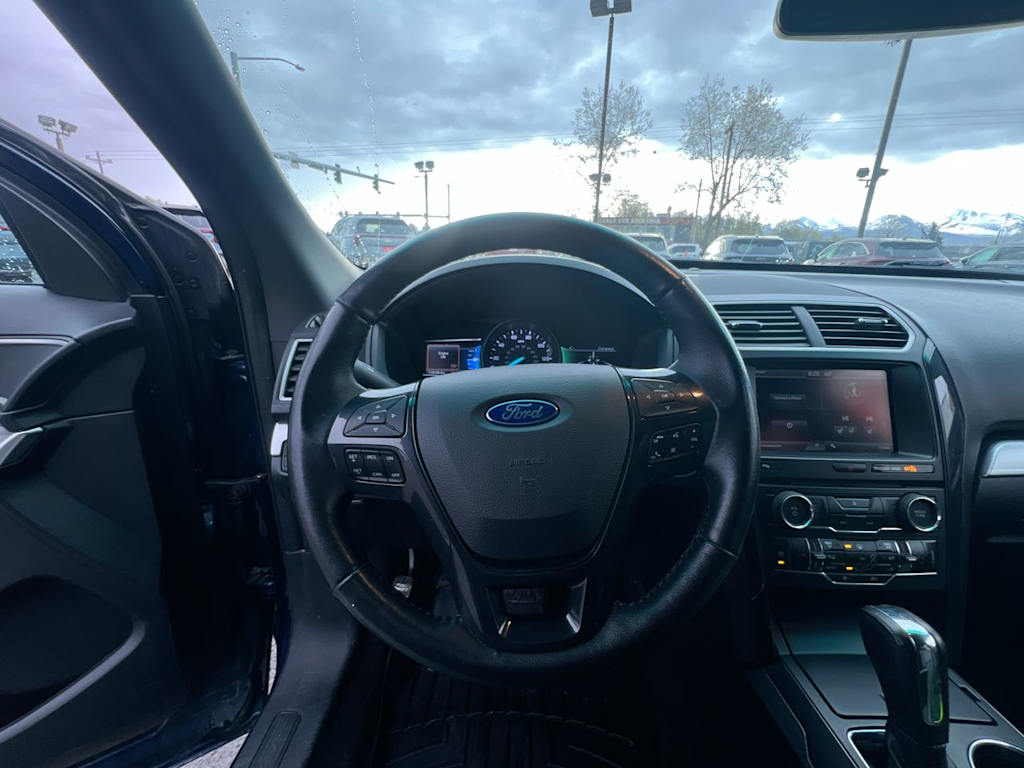 Thumbnail: 2016 Ford Explorer - 2