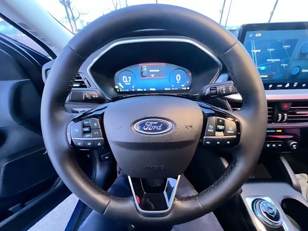 2023 Ford Escape Platinum 2