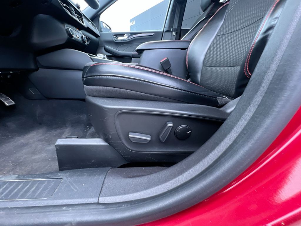 Thumbnail: 2023 Ford Escape - 19