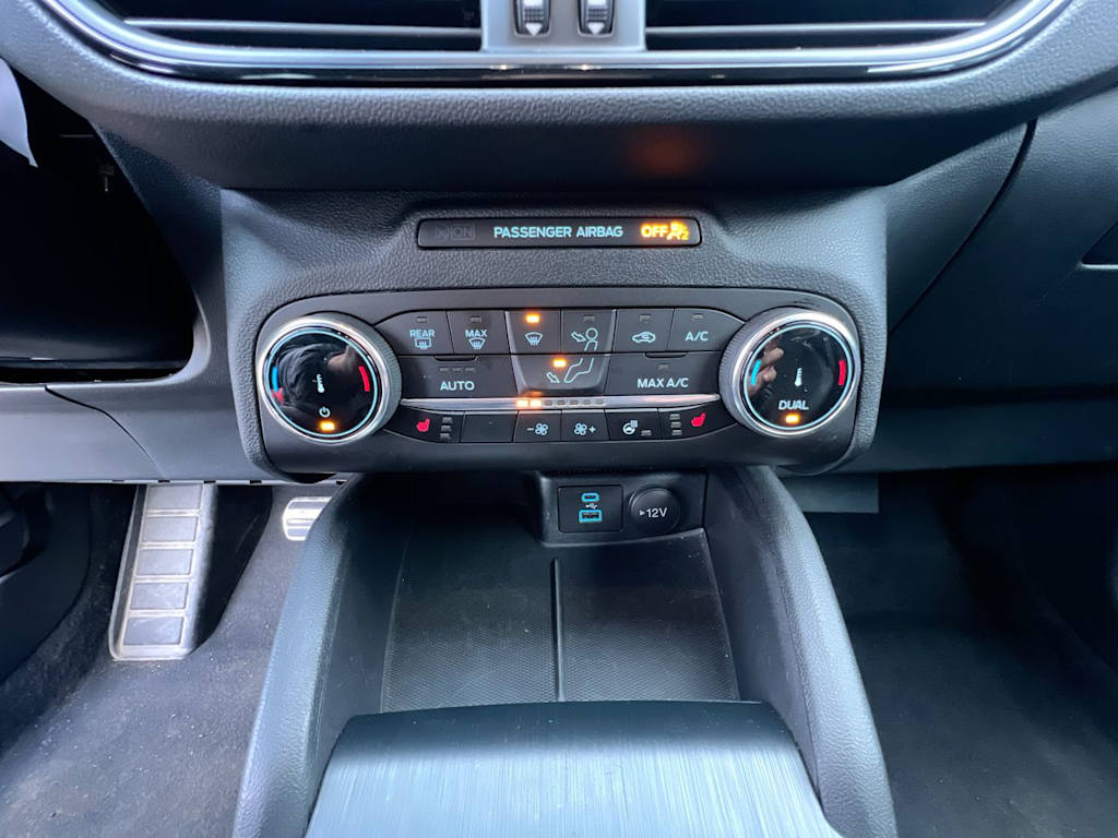 Thumbnail: 2023 Ford Escape - 23