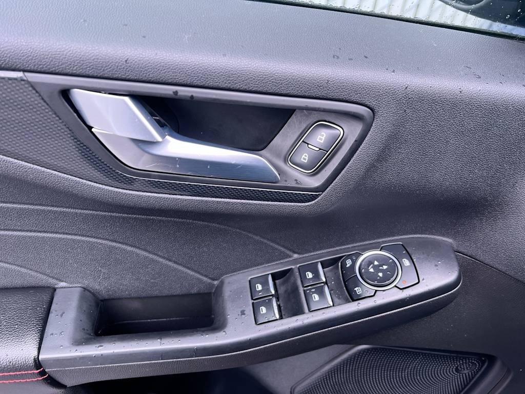 Thumbnail: 2023 Ford Escape - 18