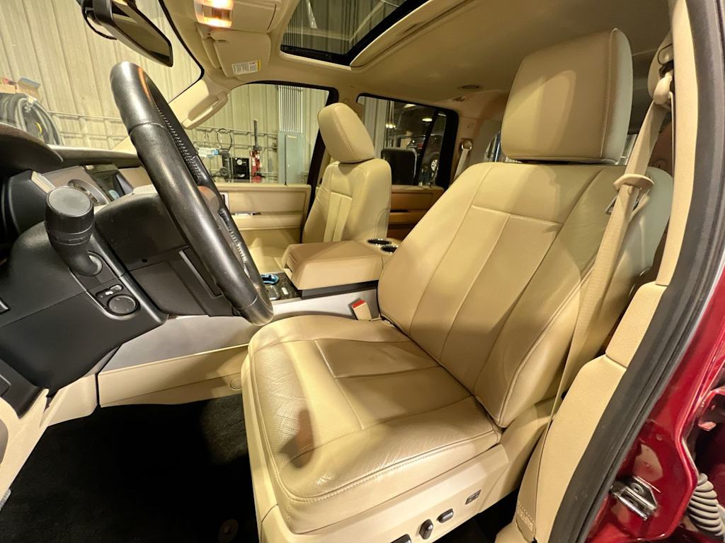 Thumbnail: 2017 Ford Expedition - 8