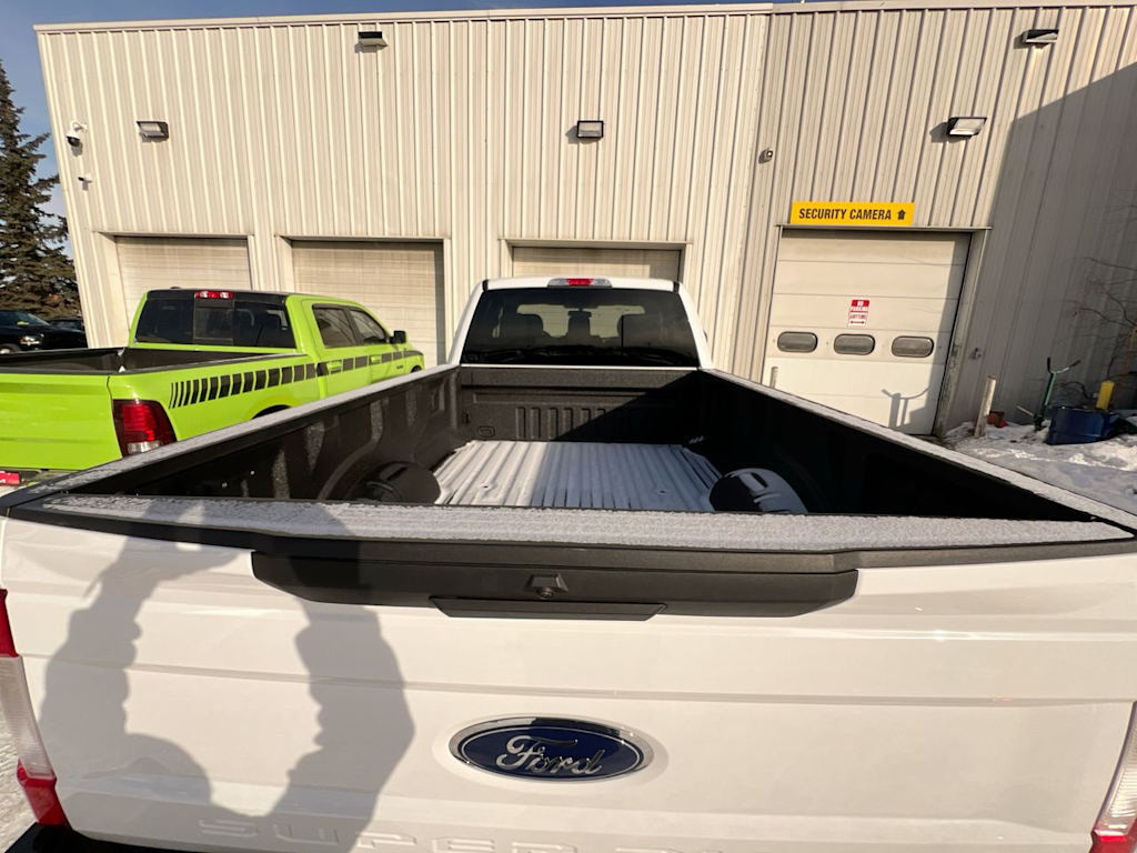 Thumbnail: 2019 Ford F-350 - 26