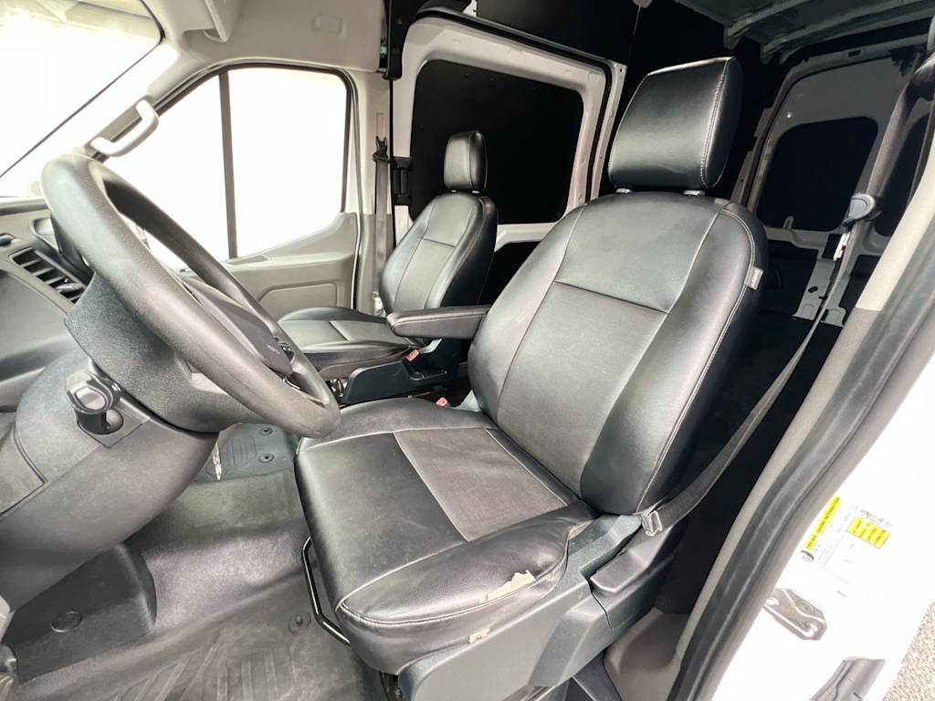 Thumbnail: 2022 Ford Transit Series - 7