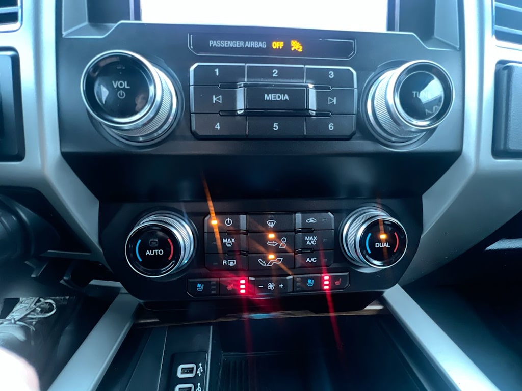 Thumbnail: 2019 Ford F-150 - 11