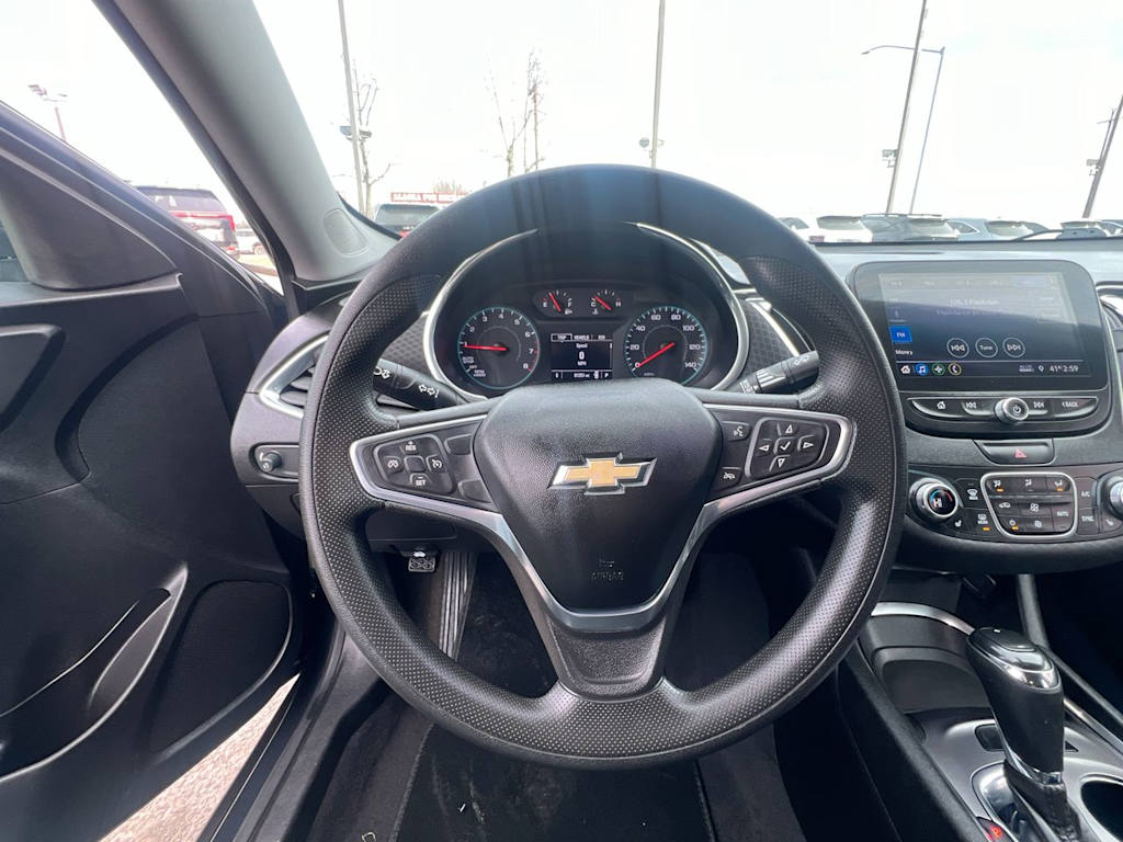 2019 Chevrolet Malibu LT 2