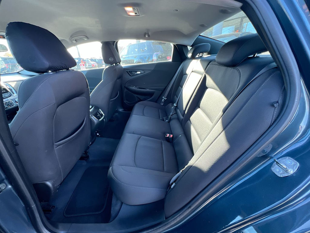 Thumbnail: 2019 Chevrolet Malibu - 11