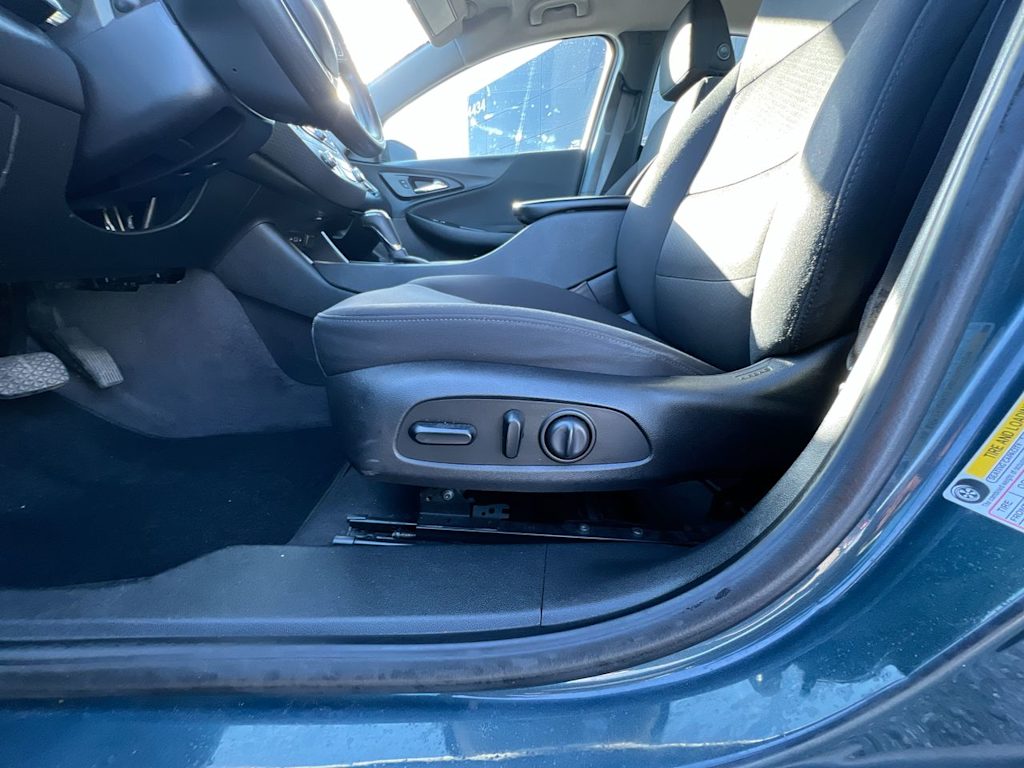 Thumbnail: 2019 Chevrolet Malibu - 21