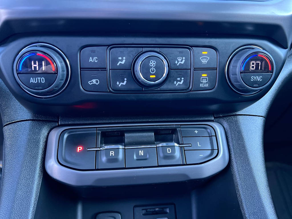 Thumbnail: 2023 GMC Acadia - 23