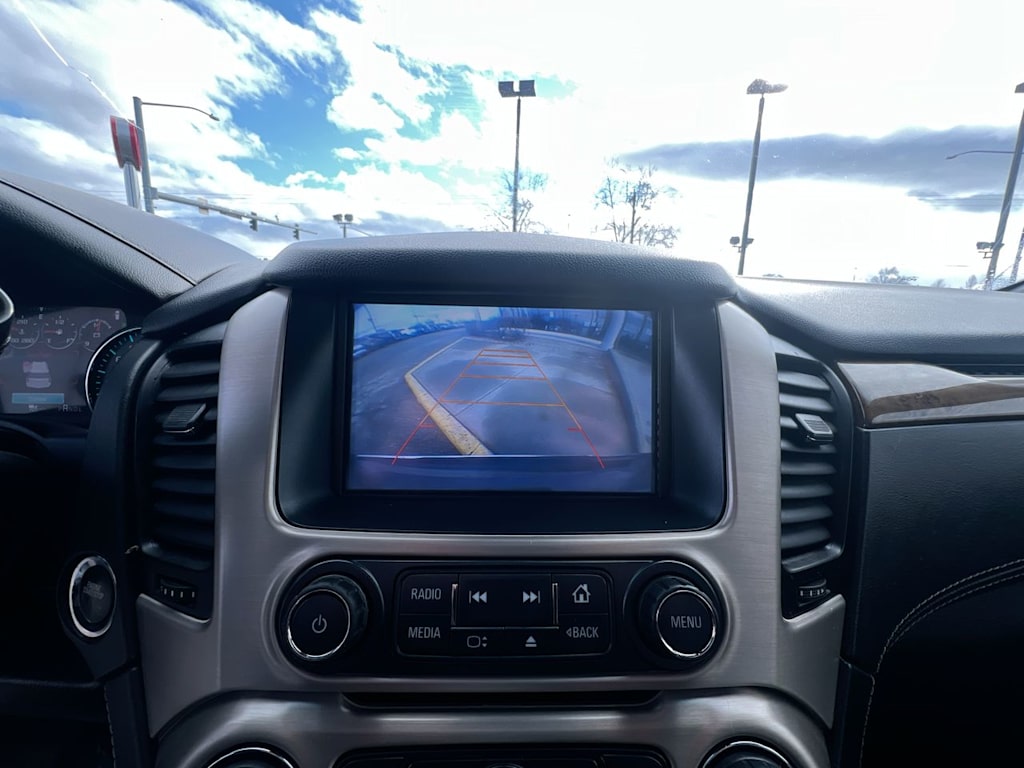 2017 GMC Yukon Denali 23