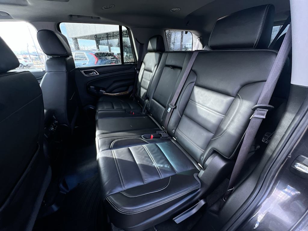 2017 GMC Yukon Denali 10