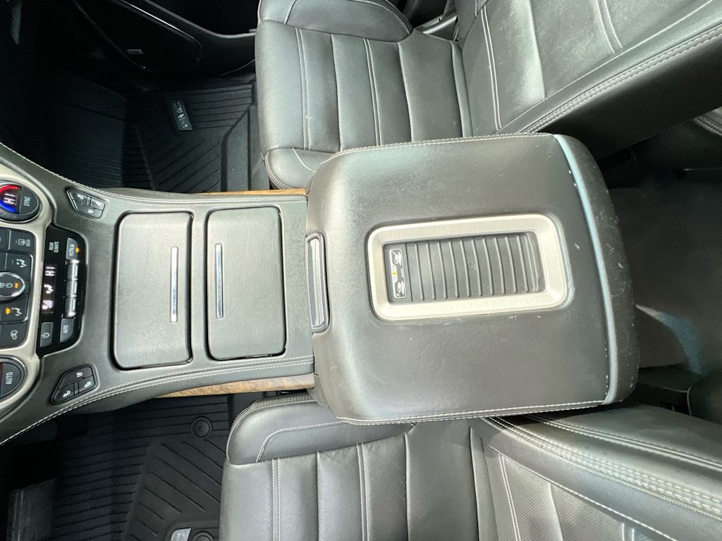 Thumbnail: 2019 GMC Yukon - 12
