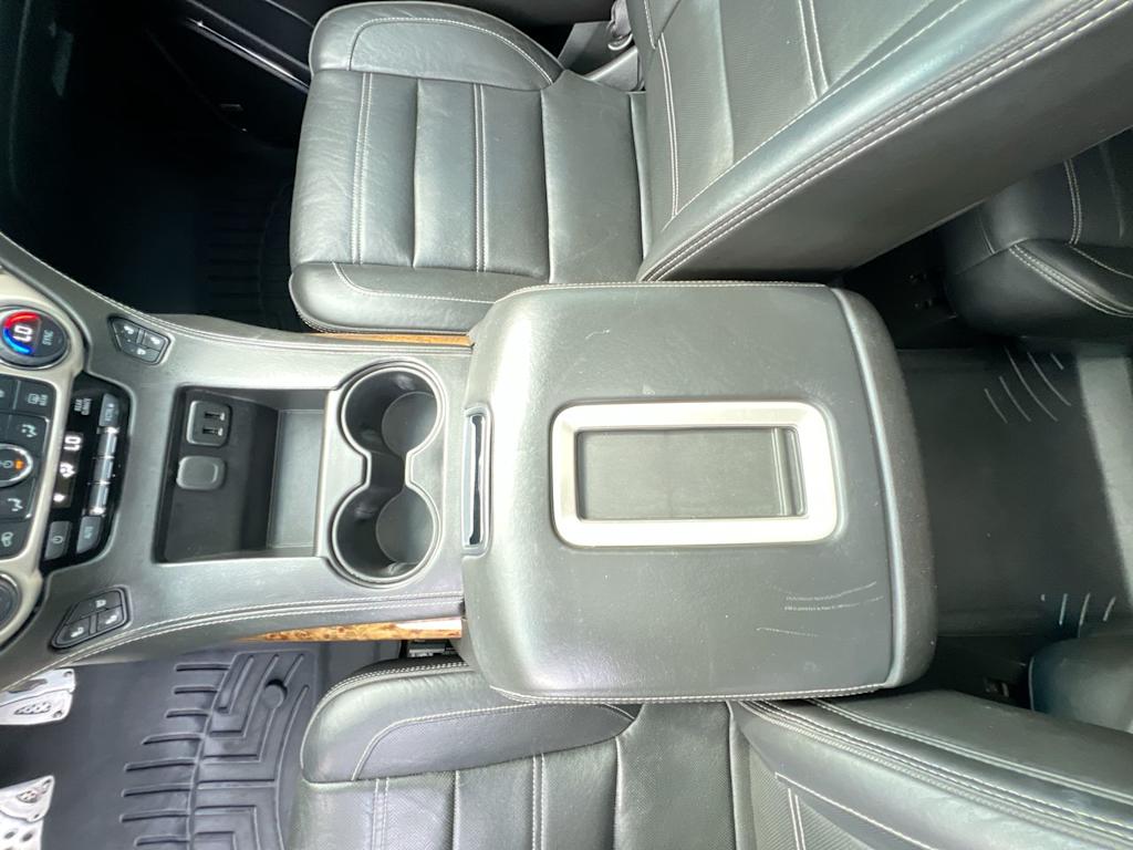 Thumbnail: 2015 GMC Yukon - 11