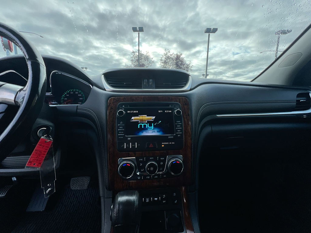 Thumbnail: 2013 Chevrolet Traverse - 8