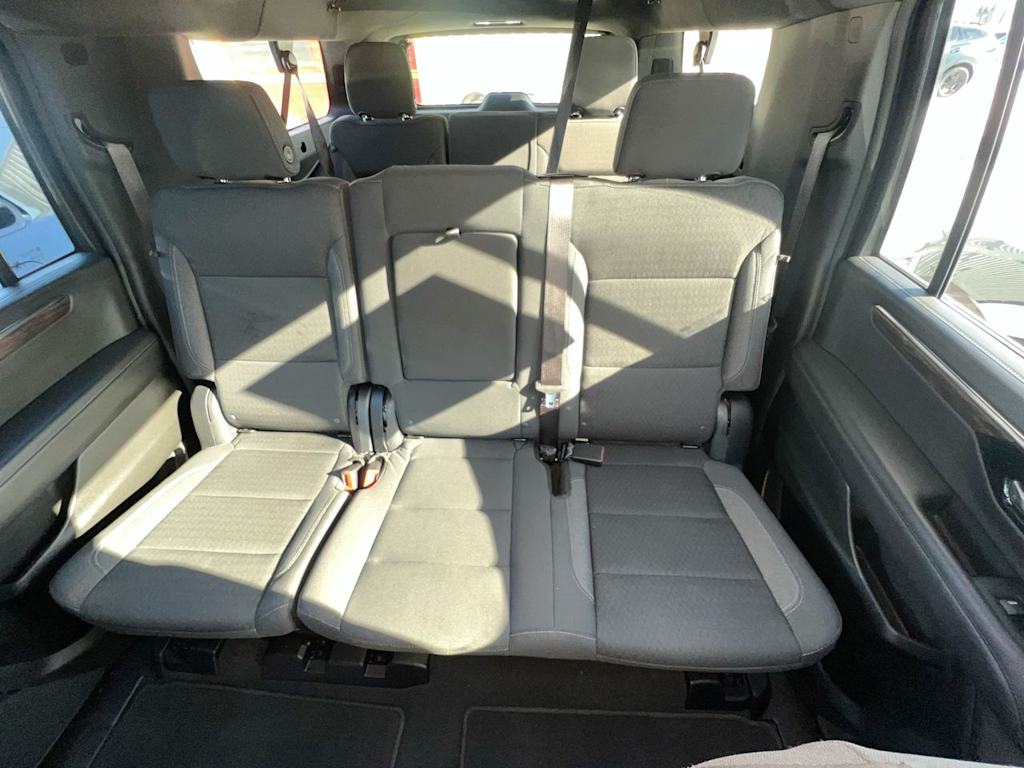 Thumbnail: 2025 Chevrolet Suburban - 11