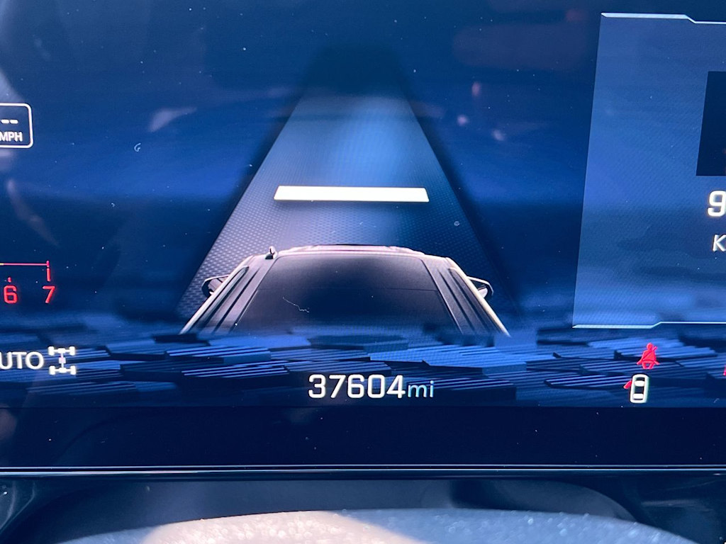 Thumbnail: 2025 Chevrolet Suburban - 14