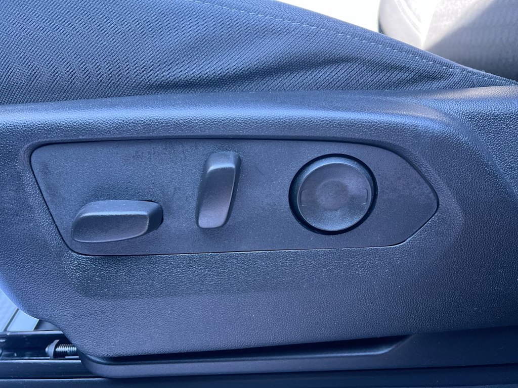 Thumbnail: 2025 Chevrolet Suburban - 20