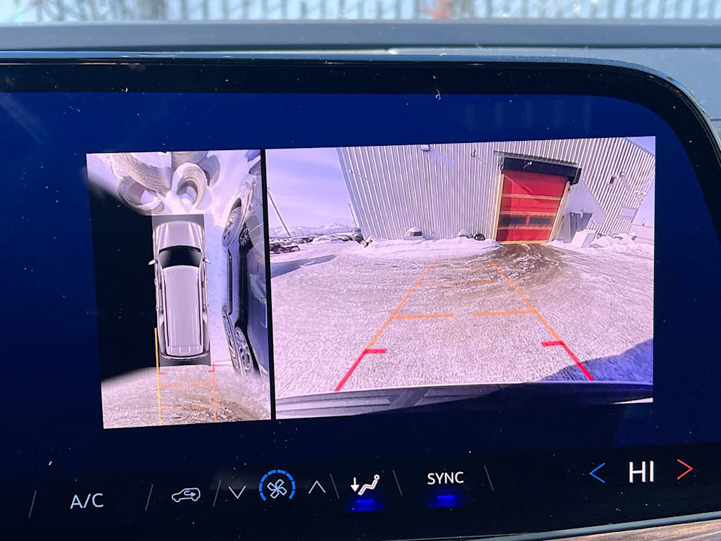 Thumbnail: 2025 Chevrolet Suburban - 22