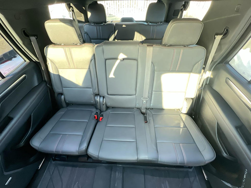 Thumbnail: 2025 Chevrolet Tahoe - 11