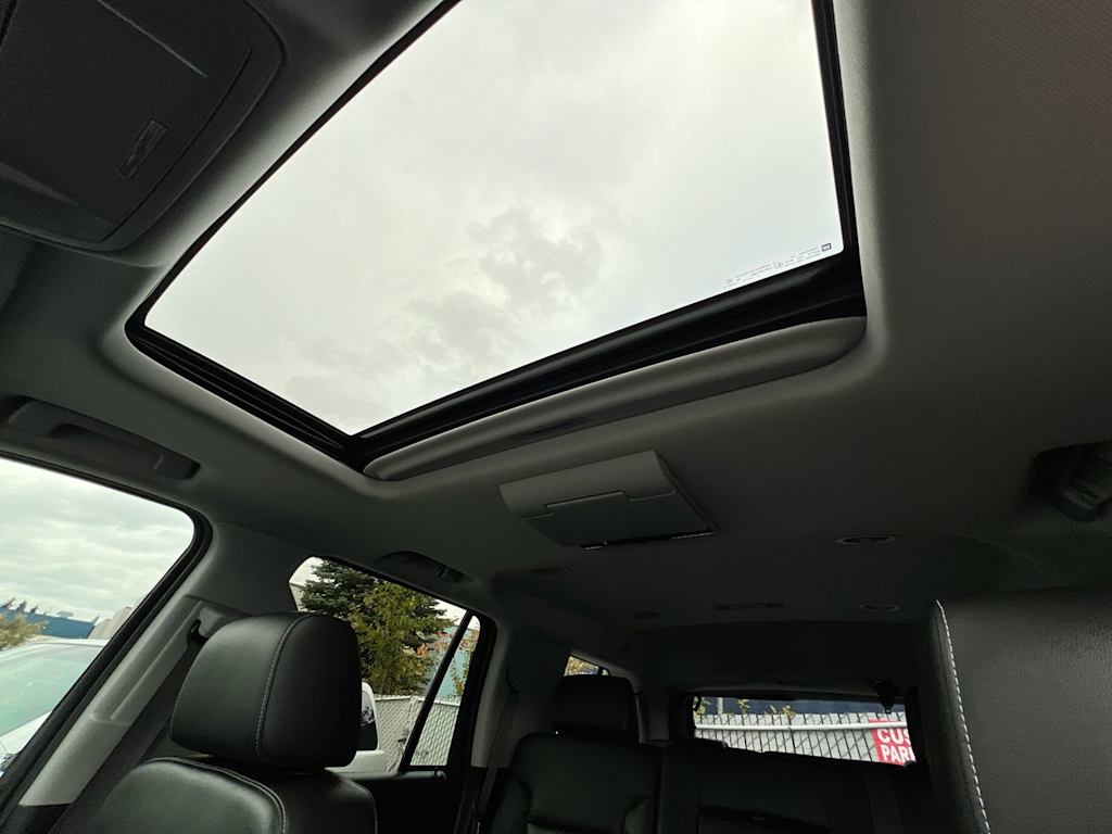 Thumbnail: 2016 Chevrolet Tahoe - 23