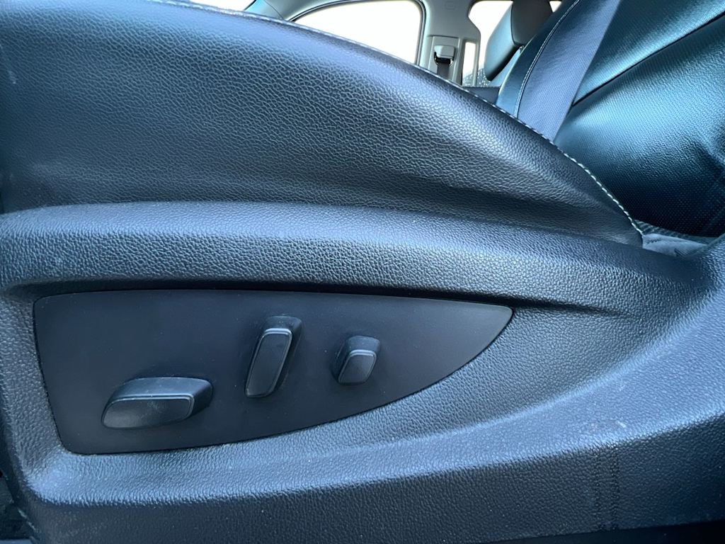 Thumbnail: 2017 Chevrolet Suburban - 18