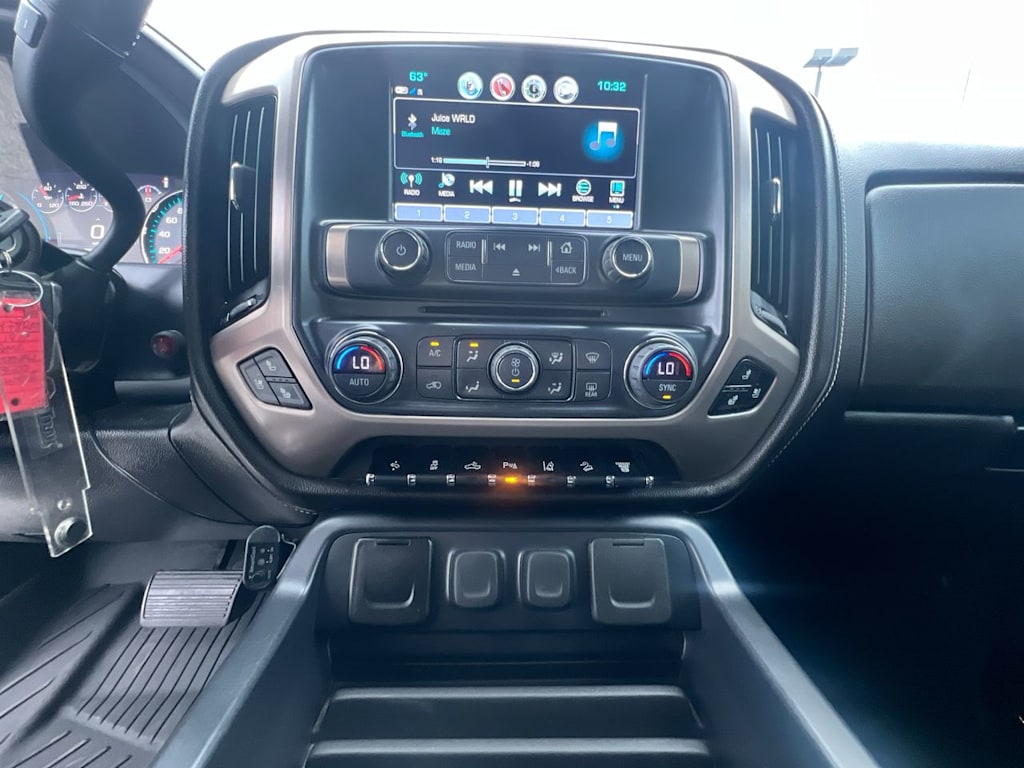 Thumbnail: 2018 GMC Sierra 3500 - 24