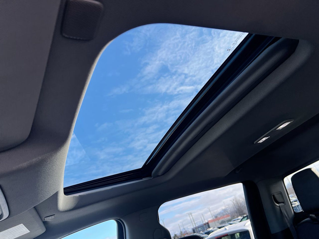 Thumbnail: 2021 GMC Sierra 2500 - 23