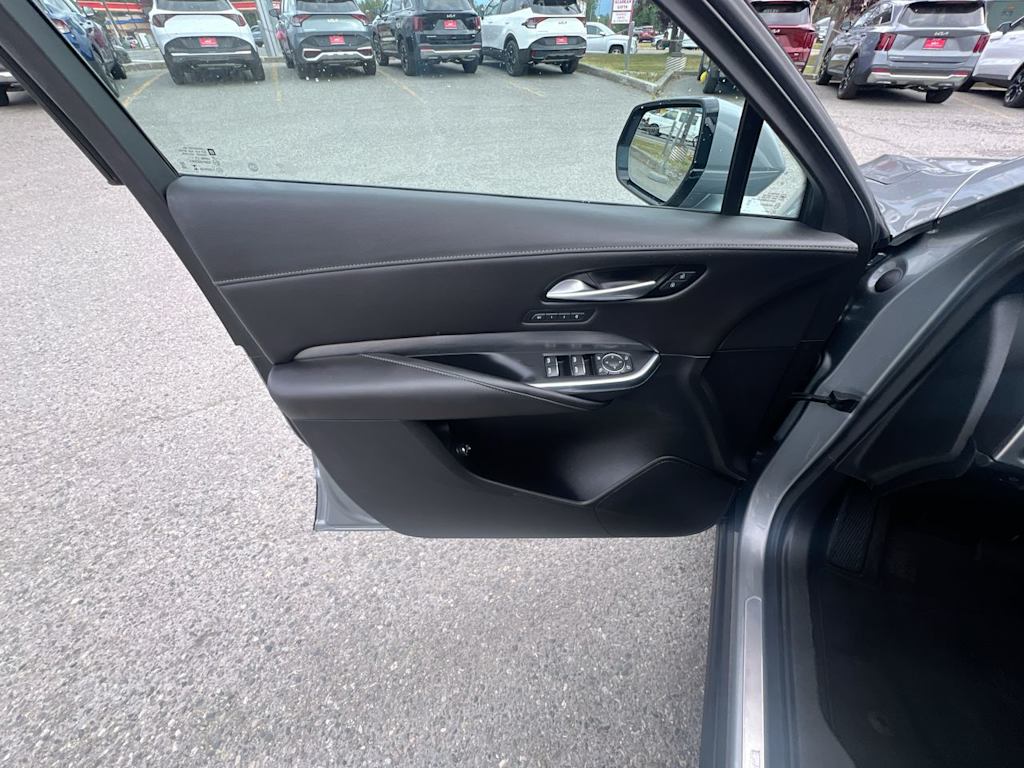 Thumbnail: 2024 Cadillac XT4 - 19