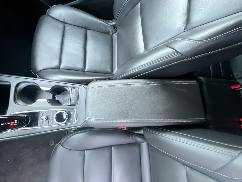 Thumbnail: 2024 Cadillac XT4 - 24