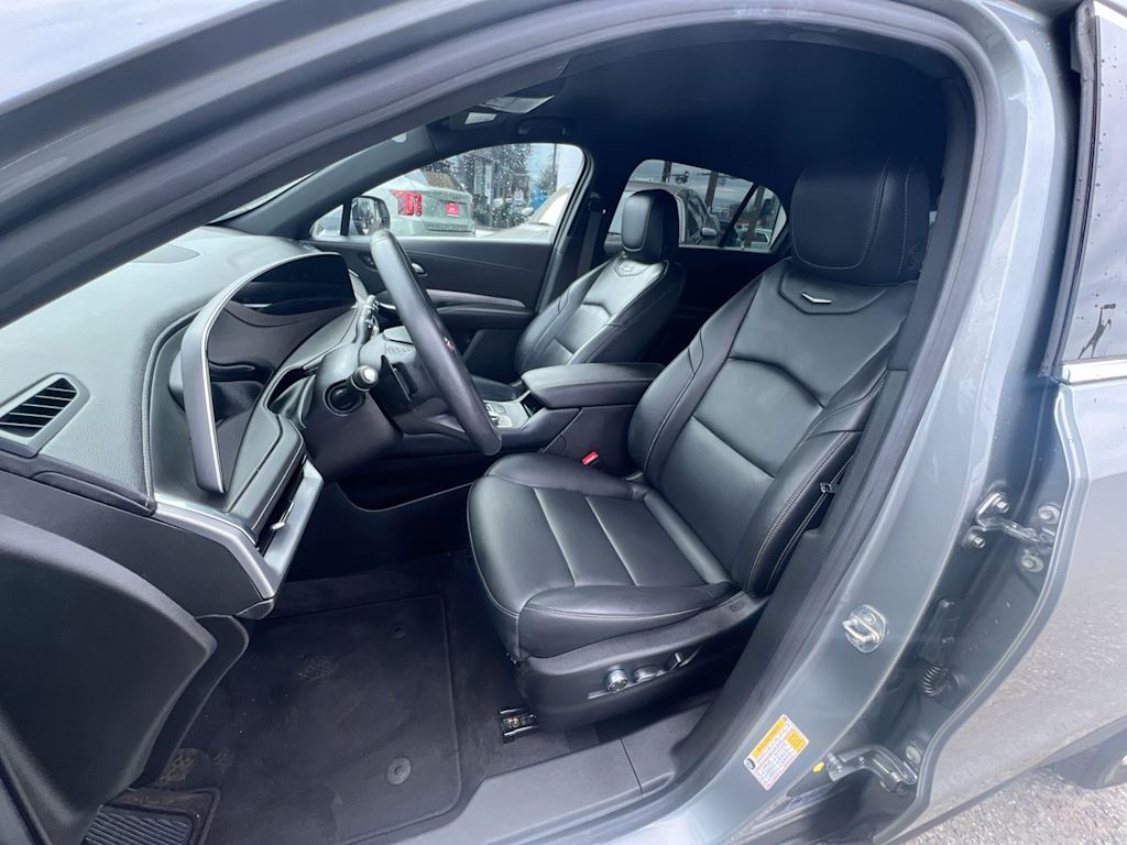 Thumbnail: 2024 Cadillac XT4 - 17