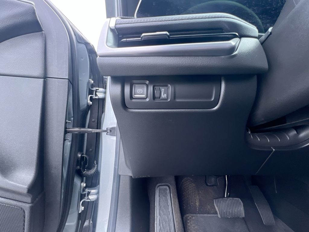 Thumbnail: 2024 Cadillac XT4 - 22