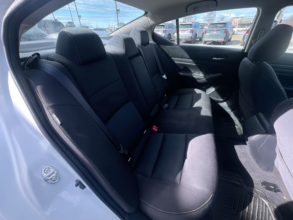2019 Nissan Altima S 25