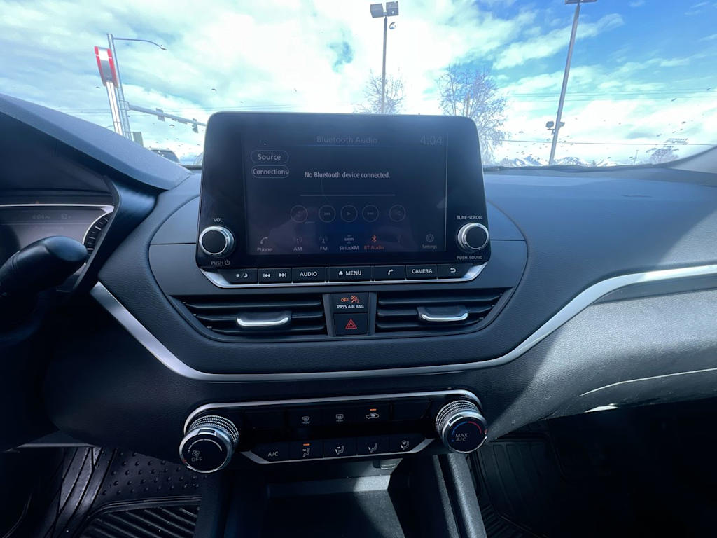 2019 Nissan Altima S 11