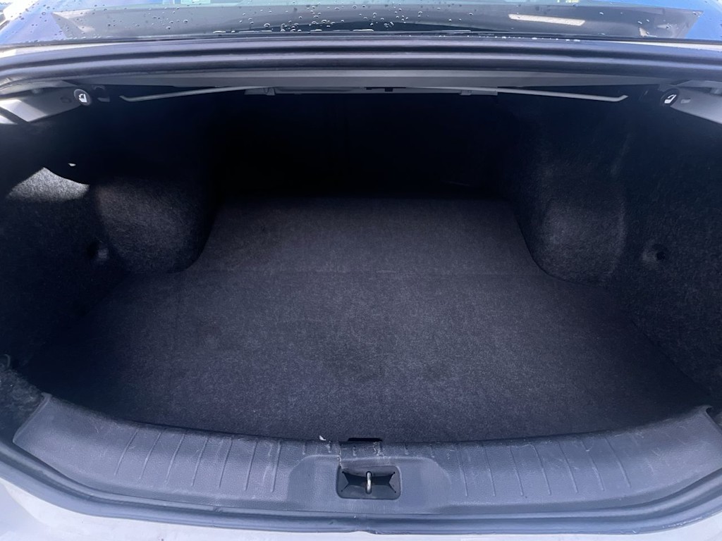 2019 Nissan Altima S 14