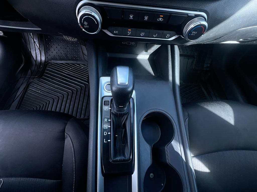 2019 Nissan Altima S 12