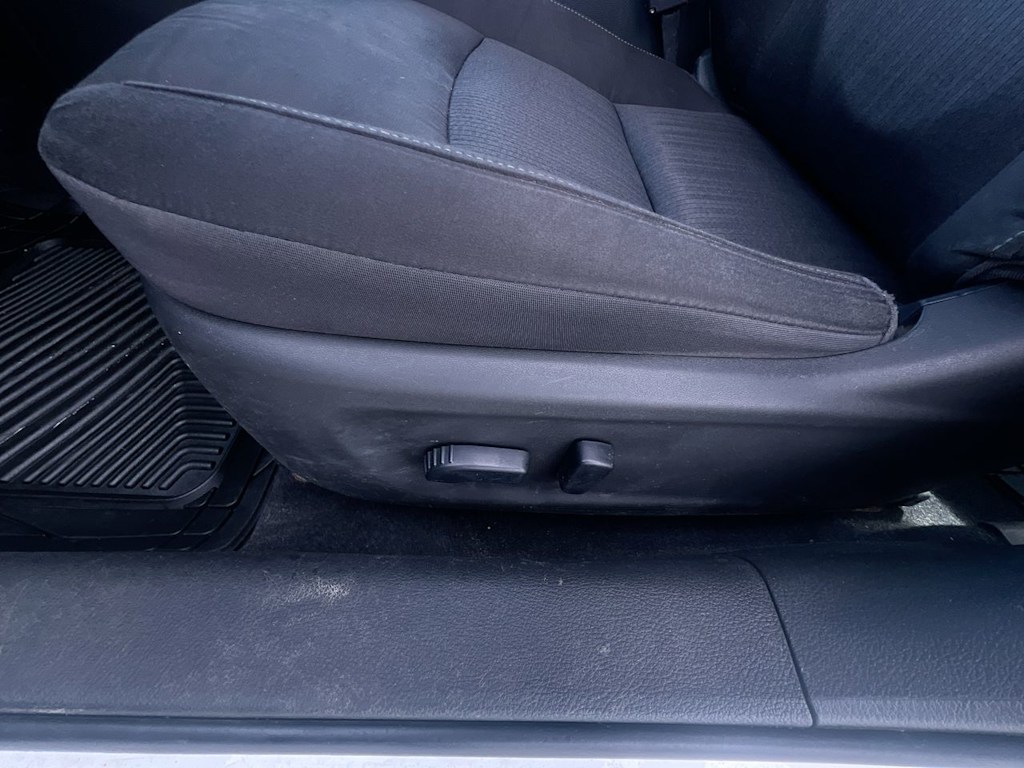 2019 Nissan Altima S 19
