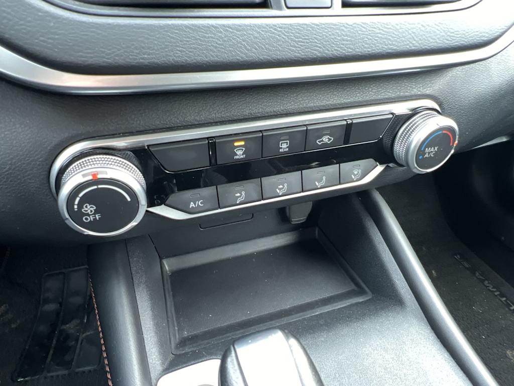 Thumbnail: 2022 Nissan Altima - 23